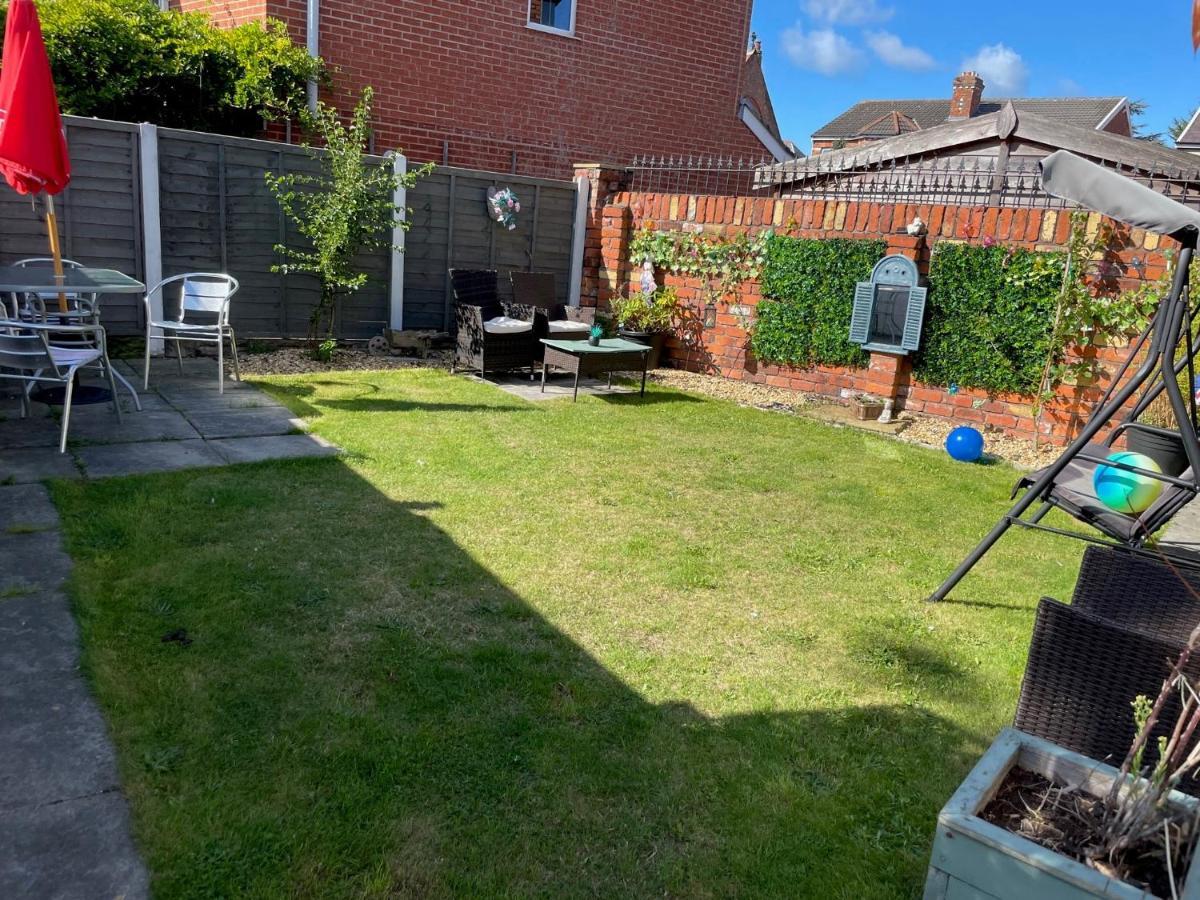 Birkdale Southport Boutique Apartment Sleeps 5 Экстерьер фото